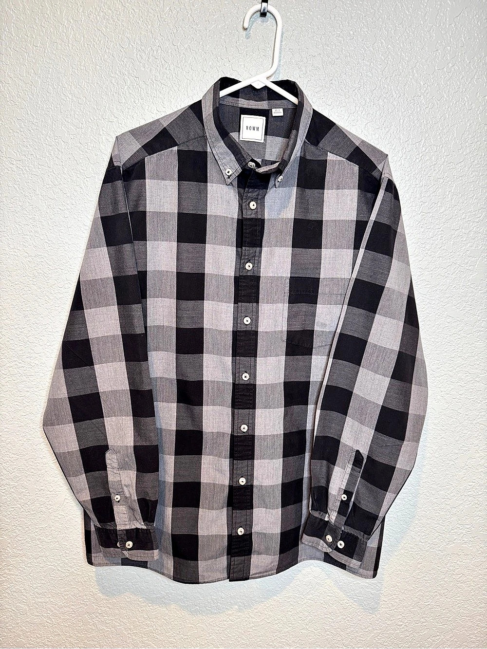 ROWM Men's Checkered Button Down Shirt Gray XL-T Like New